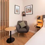 By Ihg 호텔