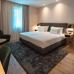 By Ihg Μπράγκα