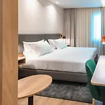 Ξενοδοχείο By Ihg 4*