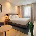 By Ihg 4*