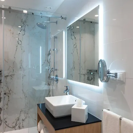 By Ihg Hotel Braga