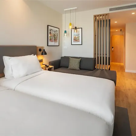 By Ihg Hotel