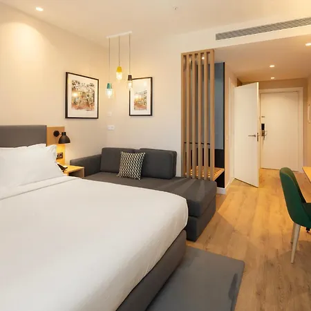 Hotel By Ihg Braga