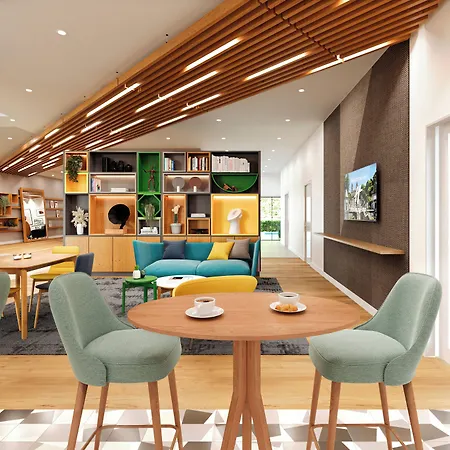 By Ihg Hotel