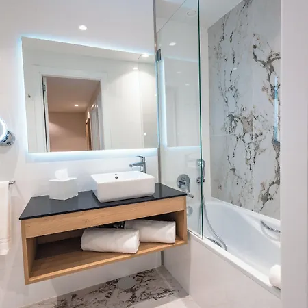 By Ihg فندق براغا