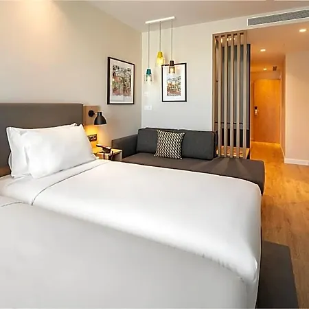By Ihg Braga