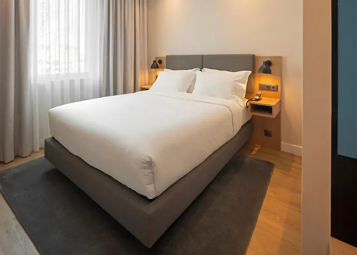 Ξενοδοχείο By Ihg Μπράγκα