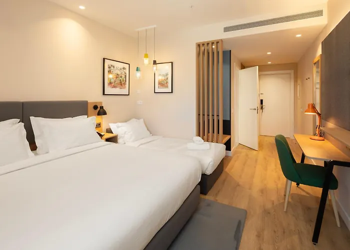 فندق By Ihg براغا