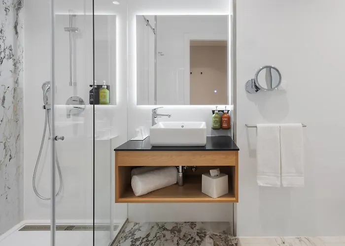 Ξενοδοχείο By Ihg