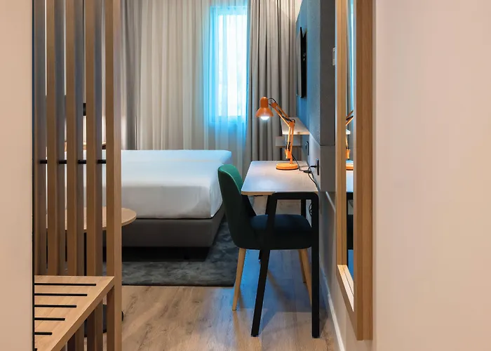 By Ihg Ξενοδοχείο 4*